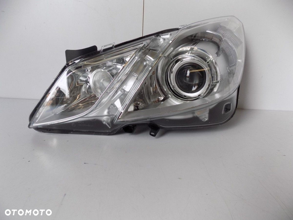 Mercedes E Klasa W207 - Lampa przednia L - 11005 - 1