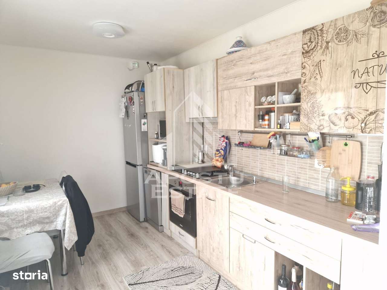 Casa individuala 83mpu ,la curte comuna ,zona Romanilor - Imagine principală: 3/7