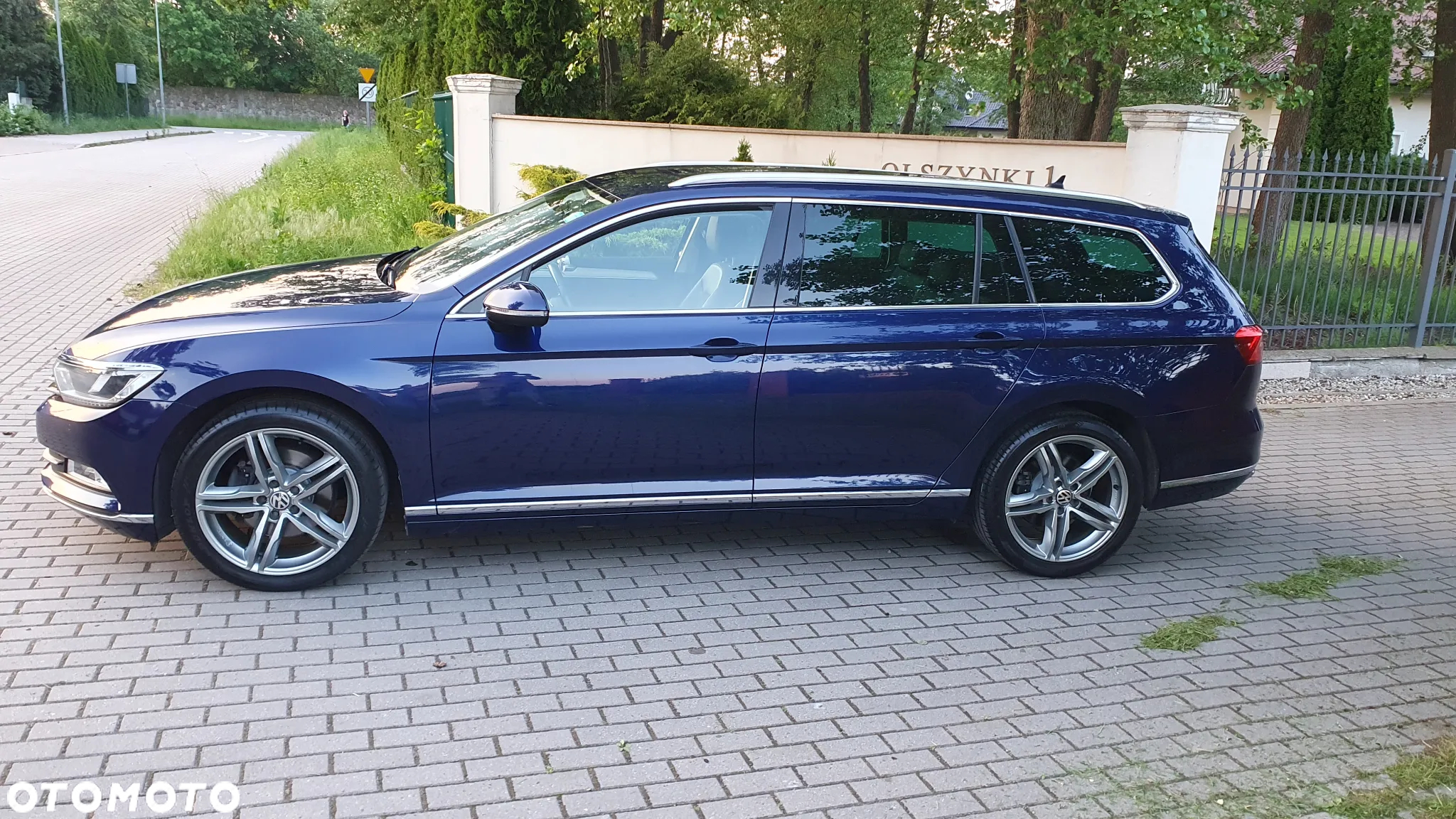 Volkswagen Passat 2.0 TDI BMT Highline - 27