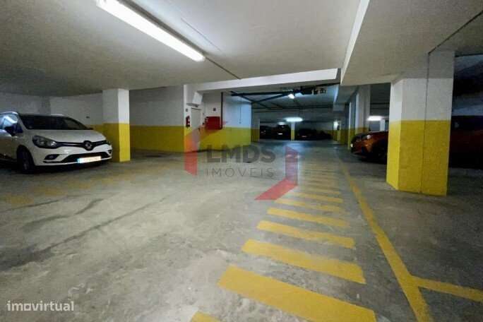 Fantástico apartamento T3 com 159 m² - Rua dos Miosótis - Paranhos-27