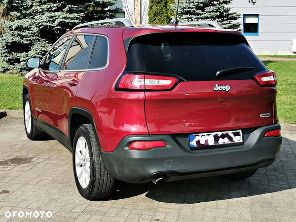 Jeep Cherokee - 9