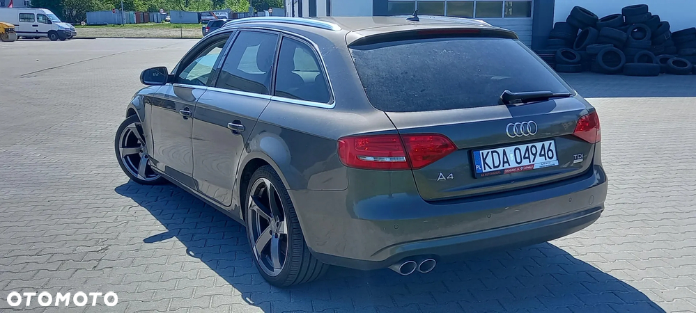 Audi A4 2.0 TDI ultra - 8