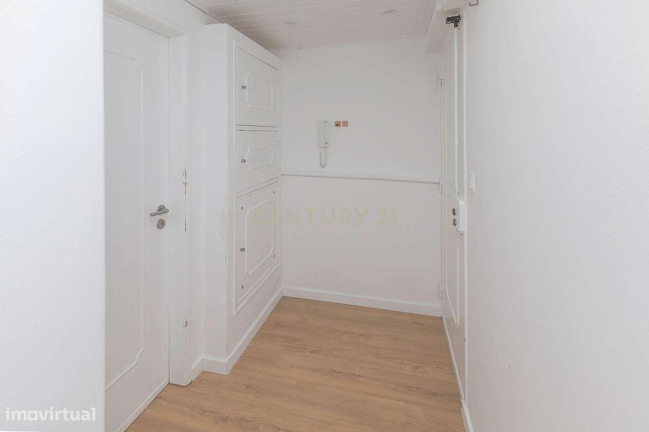 Apartamento T1 em Oeiras-2