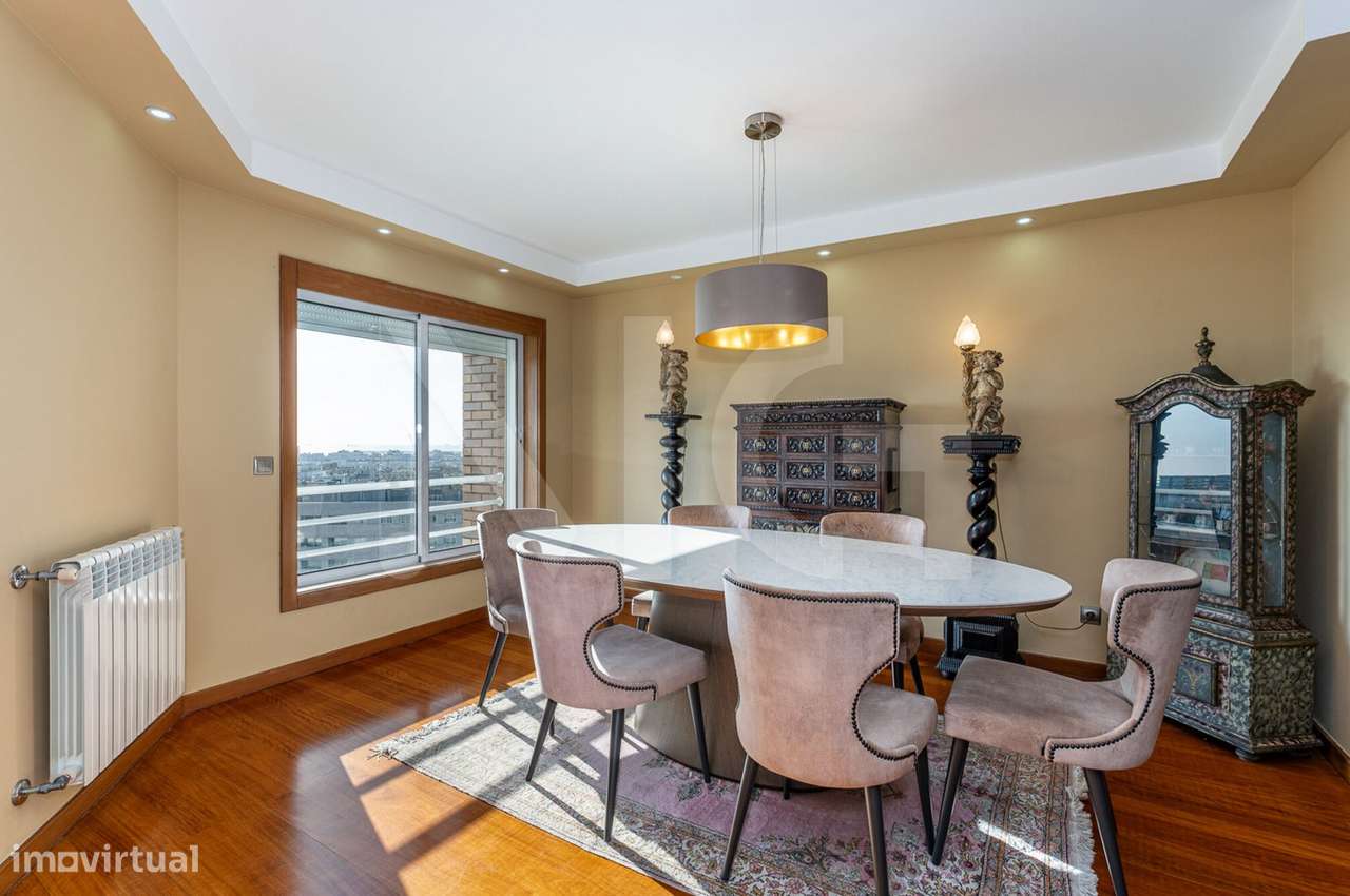 T3 Centro Matosinhos,Condomínio fechado,com varandas, garagem,arrumos-13