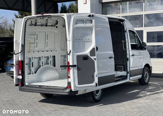 Volkswagen CRAFTER FURGON L3H3 - 8