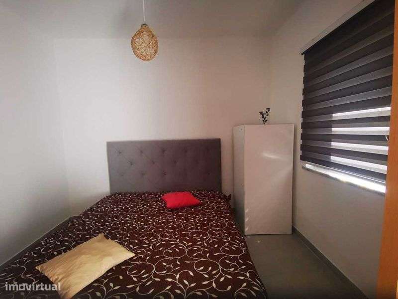 Moradia térrea, no centro de sagres, mobilado a 700m das praias. - Grande imagem: 5/12