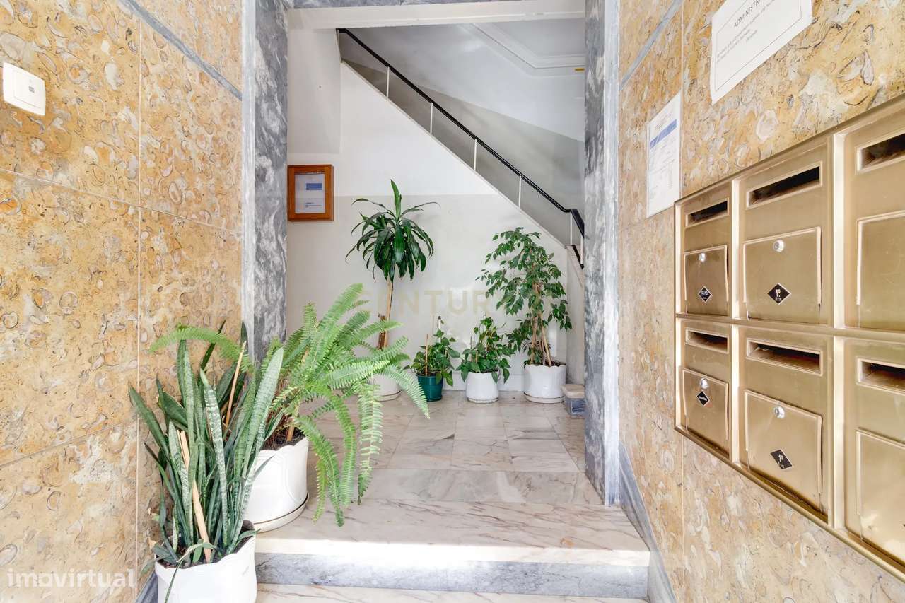 Apartamento T2+1 em Sacavém, Loures-17