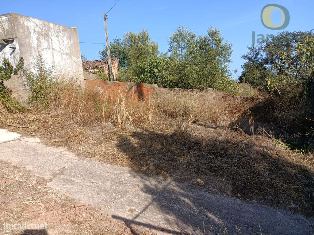 Casa Antiga com pequeno terreno, perto de Salir - Loulé - Grande imagem: 4/4
