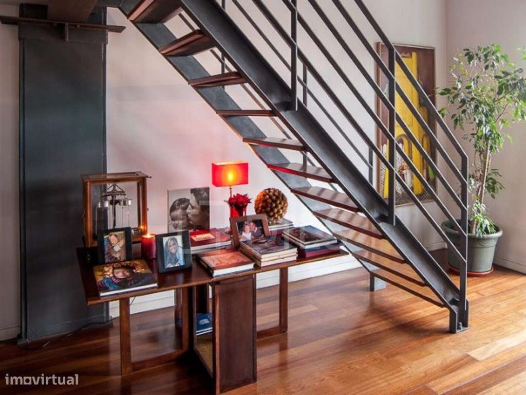 Loft com garagem e arrecadação, mobilado, no condomínio Alcântara L... - Grande imagem: 5/20