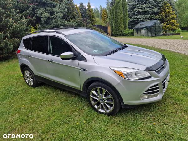 Ford Escape 2.0 EcoBoost AWD Titanium - 2