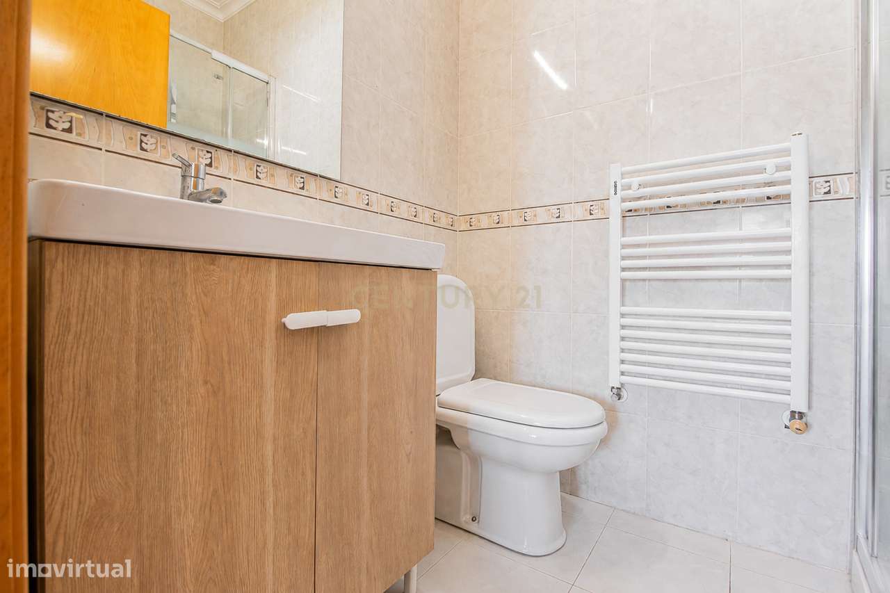 Apartamento T3 com garagem dupla na Estrada de Mira – Figueira da Foz-26