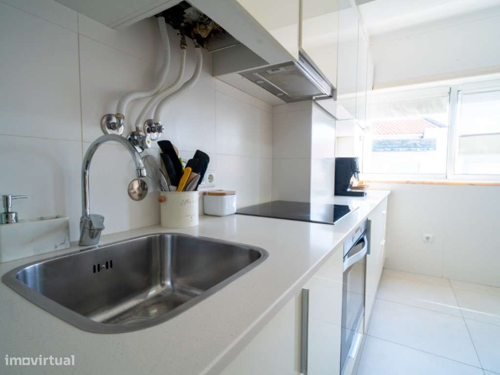 Apartamento T3 com varanda e vista deslumbrante para a Praia do Nor...-15