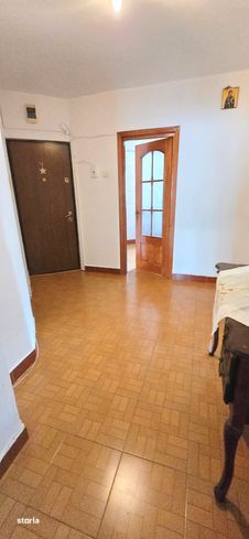 Apartament 3 camere 80 mp, 2 bai, 2 balcoane, Alexandru, bloc 1988-9
