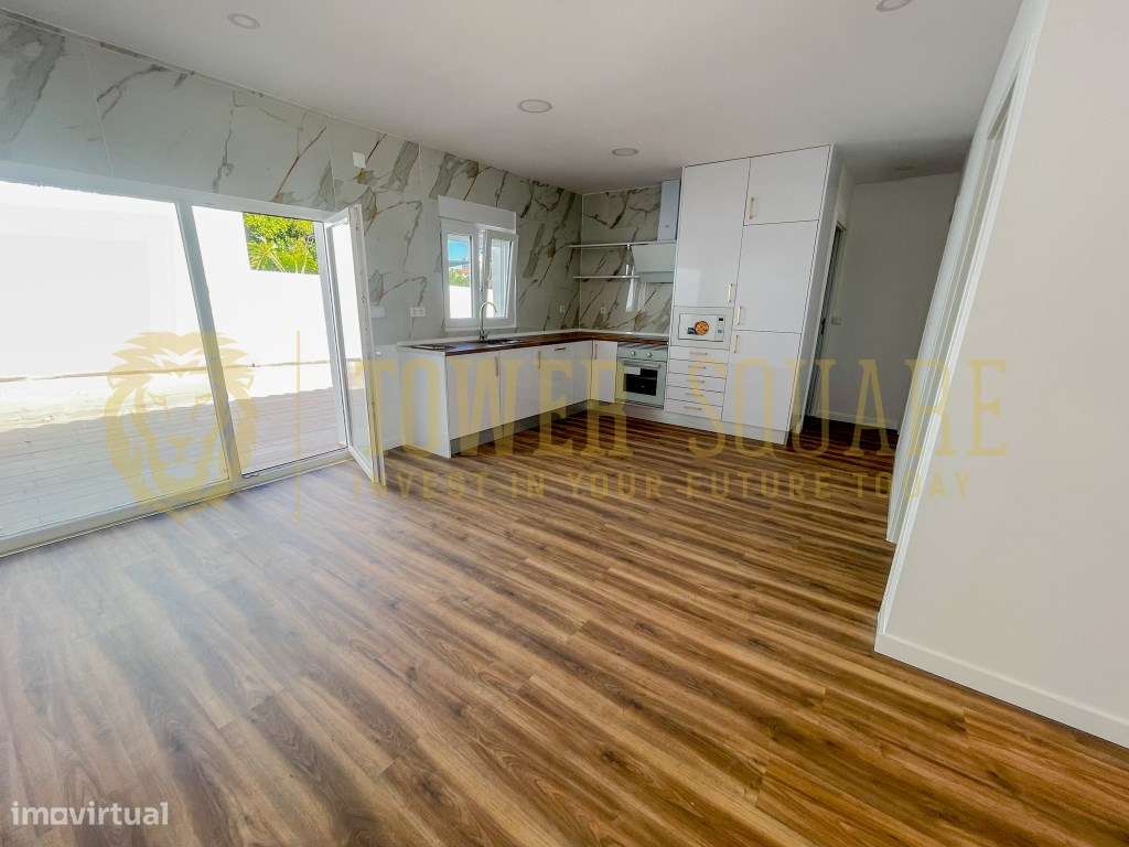 Moradia T2 Remodelada em Setúbal - Grande imagem: 2/18
