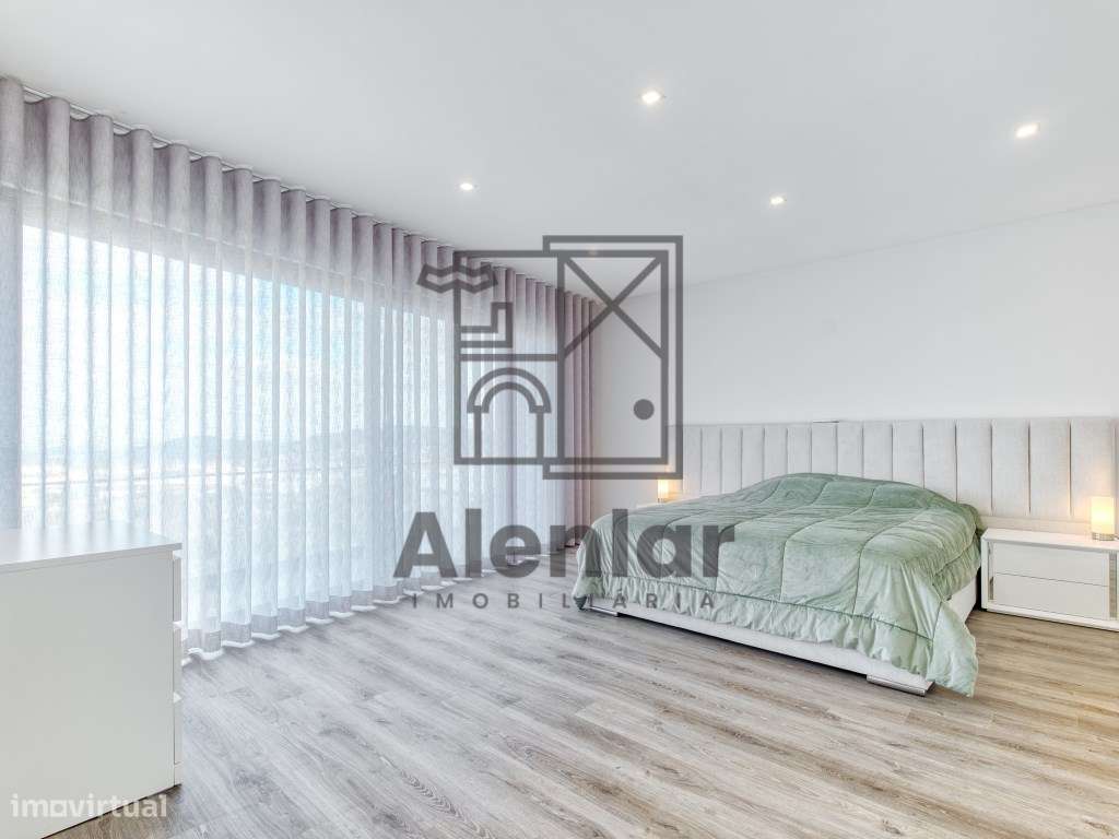 Moradia Contemporânea em Alenquer-42