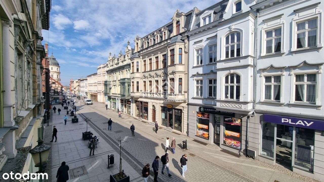 Lokal * 76m2 * ul.Kr. Jadwigi z widokiem na Teatr-7
