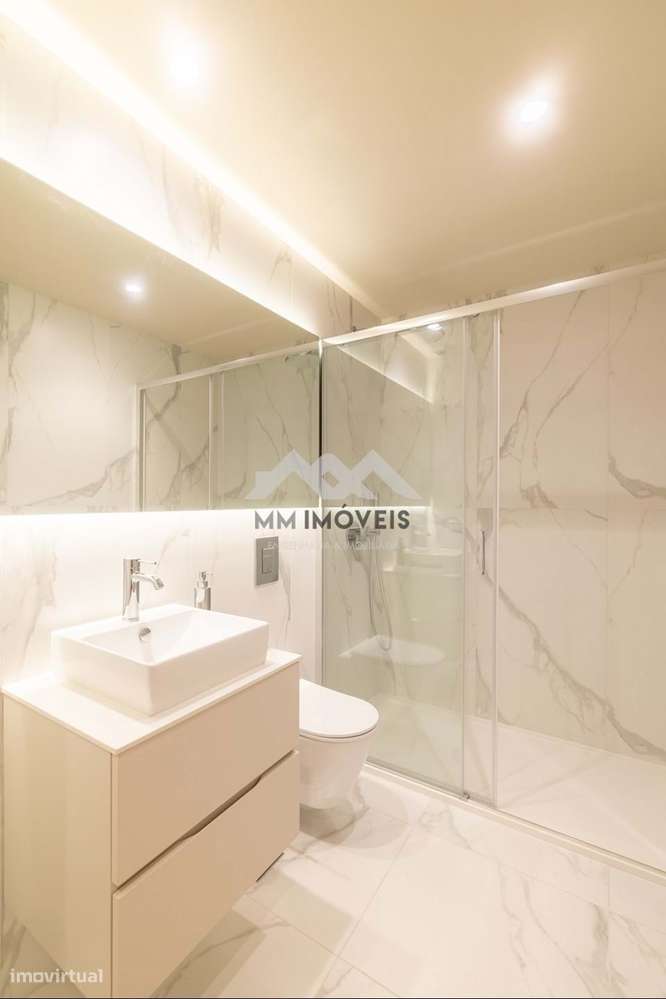 Apartamento T4 2024 | Alameda Jardins da Arrábida | Varanda | Vistas R-30