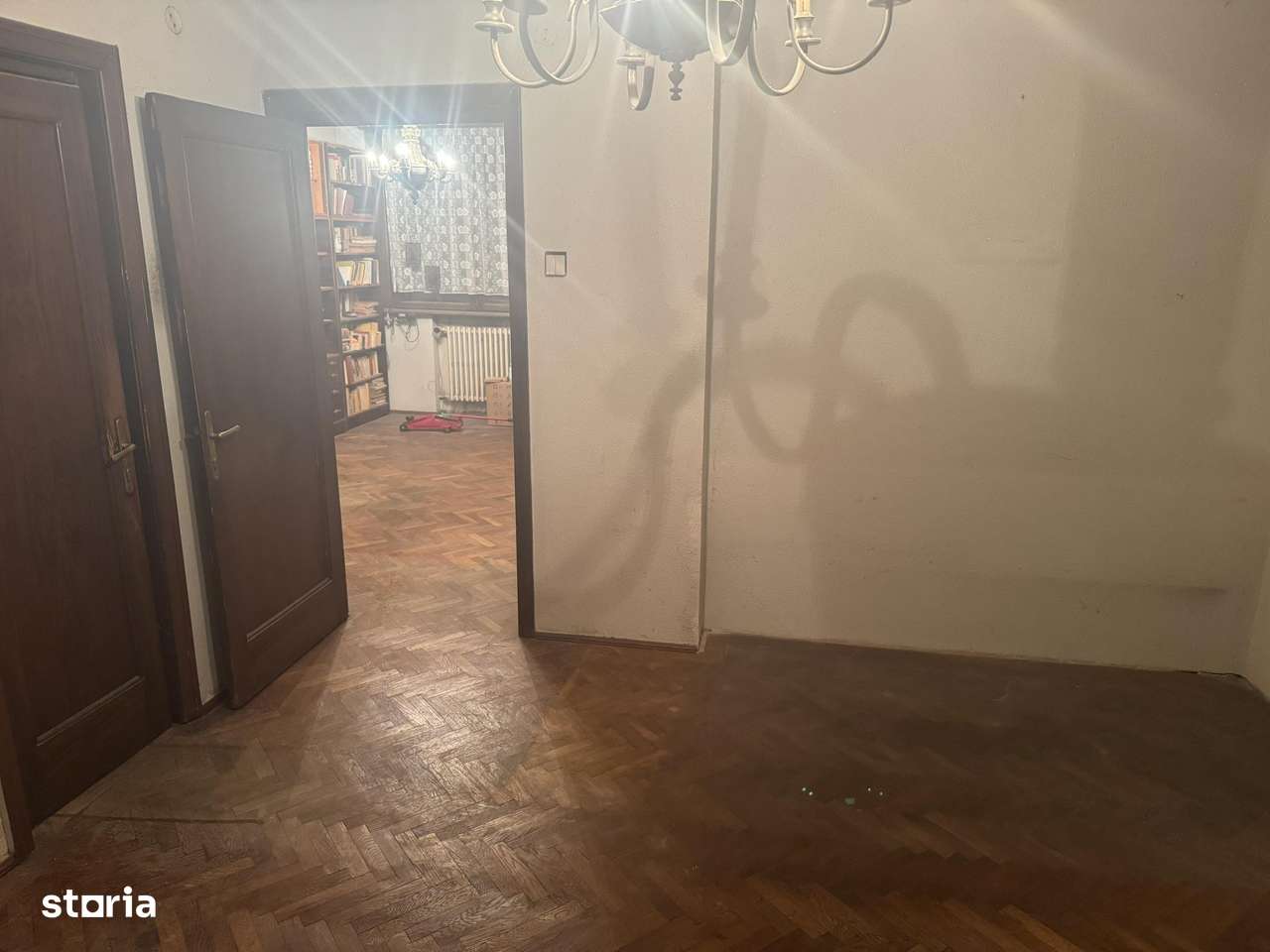 Caderea Bastiliei, apt. 2 camere, etaj 1, balcon,50mp, pe lista de U 3 - Imagine principală: 4/12