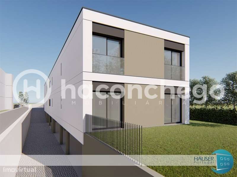Apartamento T2 com logradouro e garagem Galegos Santa Maria Barcelos-23