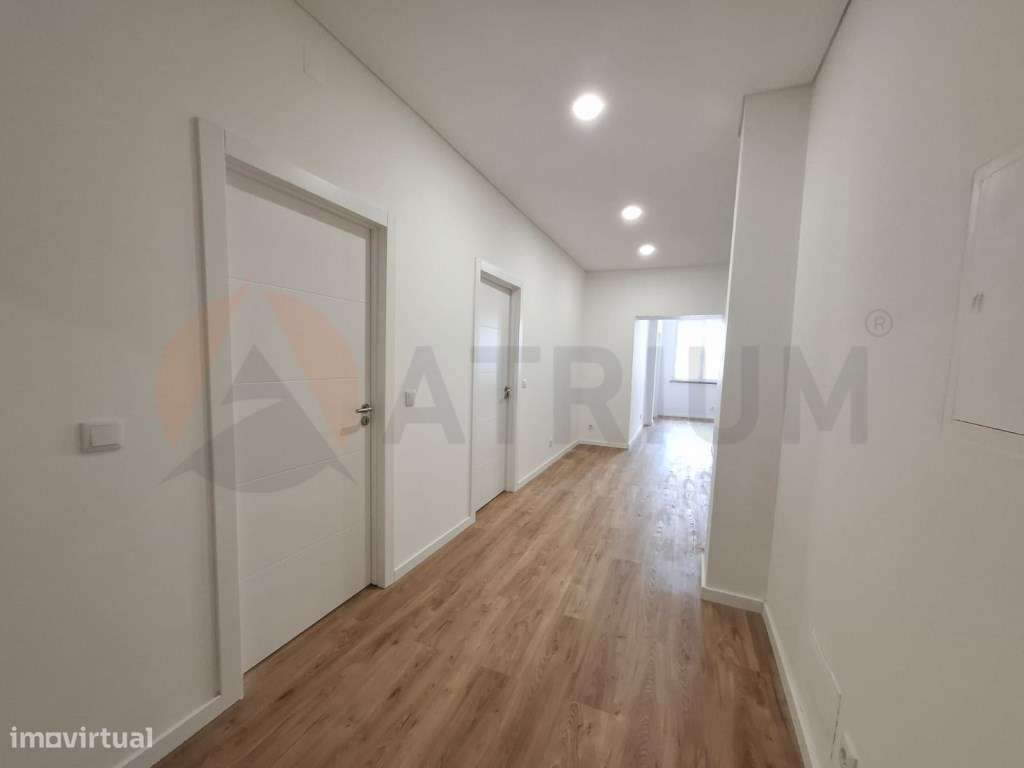 Apresento-lhe este magnífico apartamento, localizado no coração de ...-9