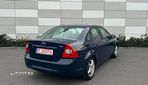 Ford Focus 2.0 TDCi DPF Aut. Style - 12