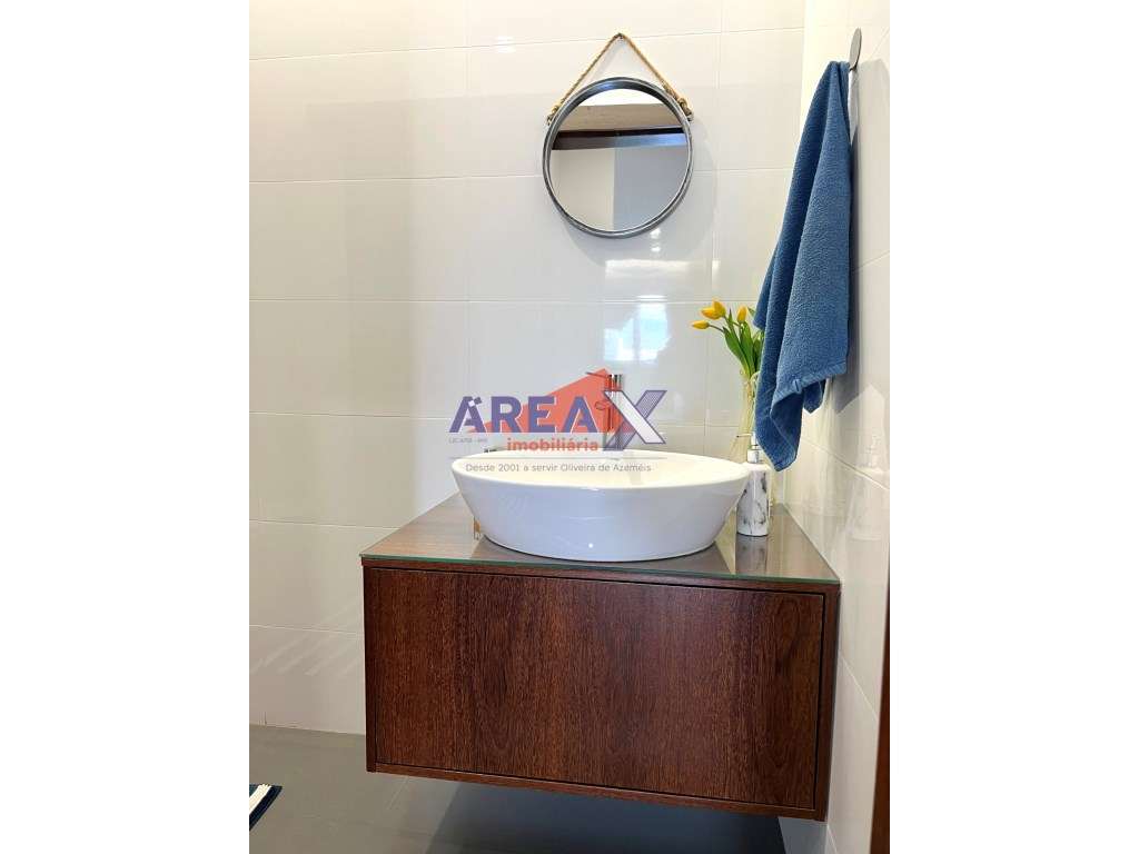 EXCLUSIVO T3 | Centro da Cidade | Como Novo e Pronto a Habitar!-9