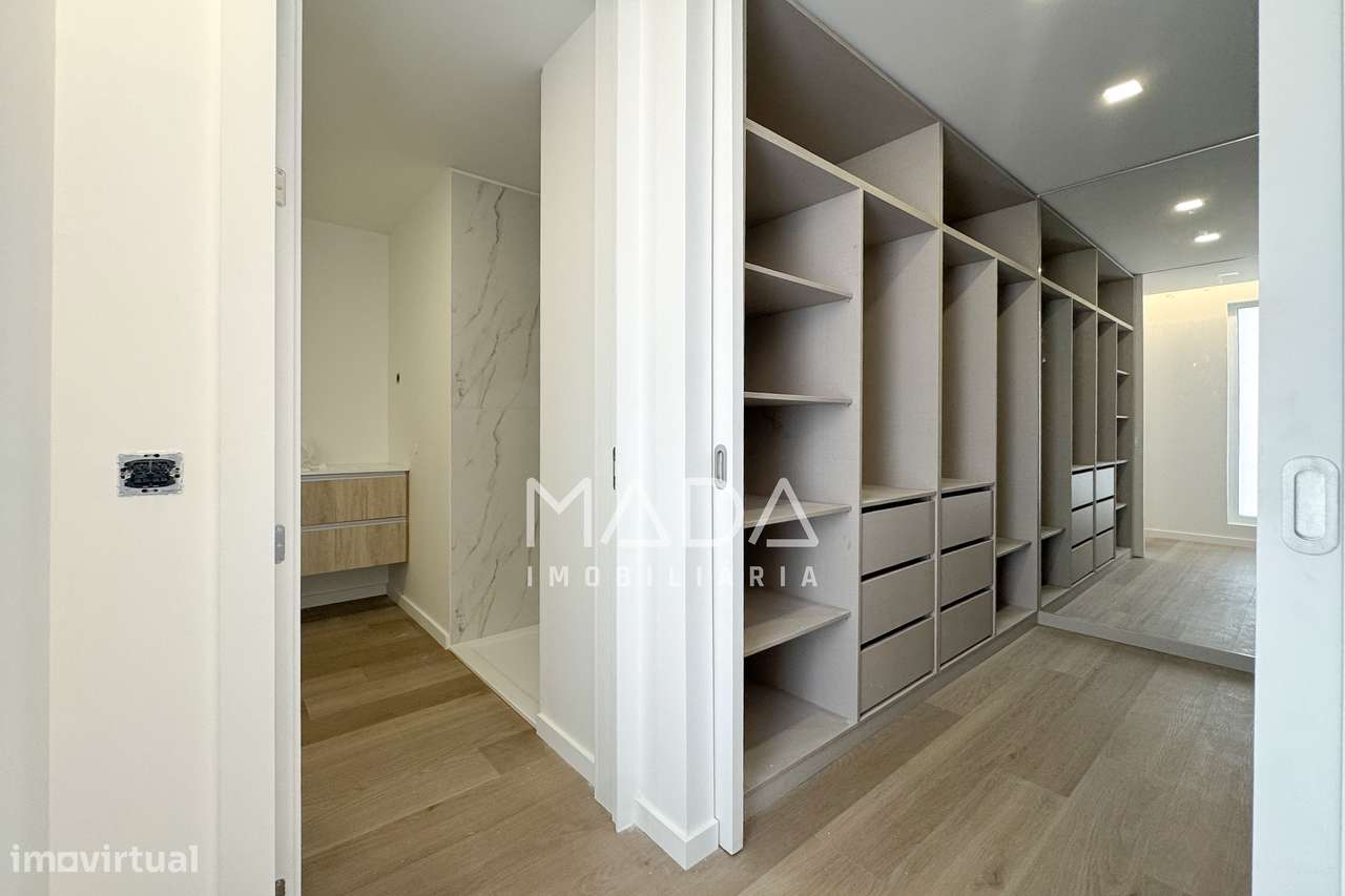 Moradia, 204 m², Lanhoso-14