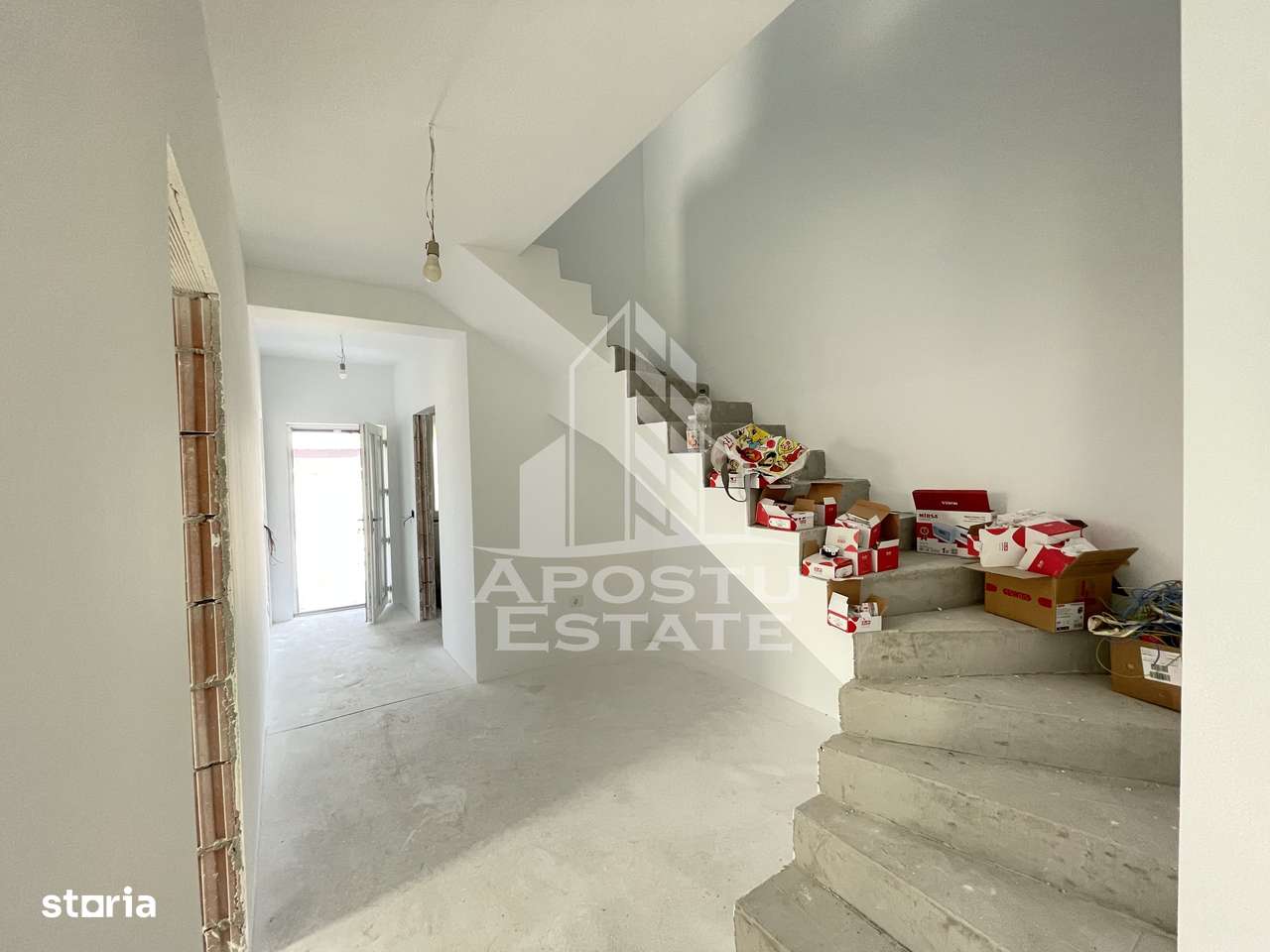 Duplex P+E Covaci zona de vile noi - Imagine principală: 5/11