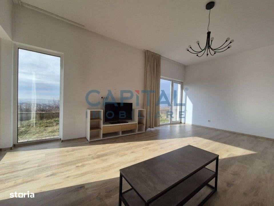 Casa la cheie, complex privat, panorama superba - Imagine principală: 3/19