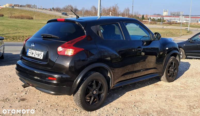 Nissan Juke 1.6 DIG-T N-Connecta - 4