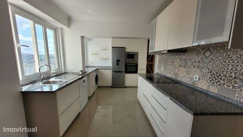 Amplio T3 com 2 casas de banho 7 minutos do Metro - Grande imagem: 5/12