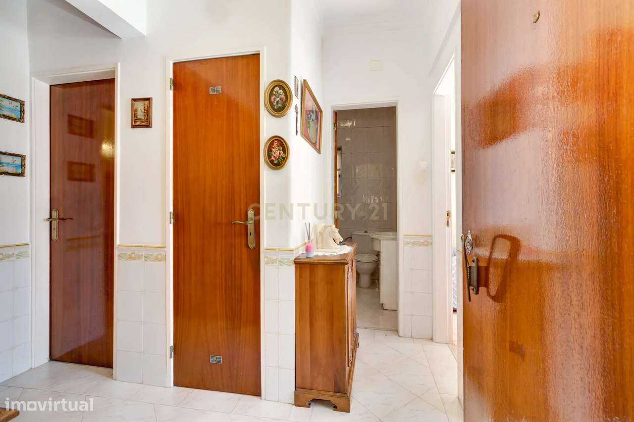 Apartamento T2+1 em Sacavém, Loures-16