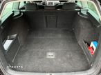 Volkswagen Passat 2.0 TDI DPF Sportline - 19