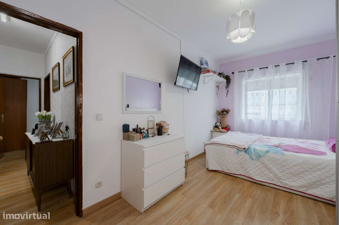 Apartamento T3 Remodelado no Centro de Braga-11