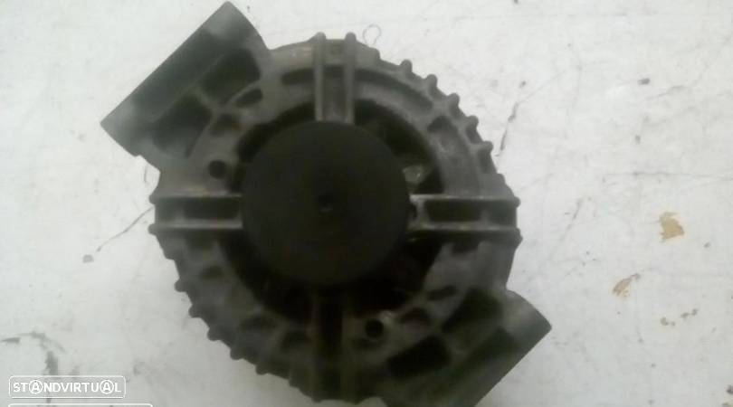 Alternador Mercedes Benz Sprinter 2010 - 1