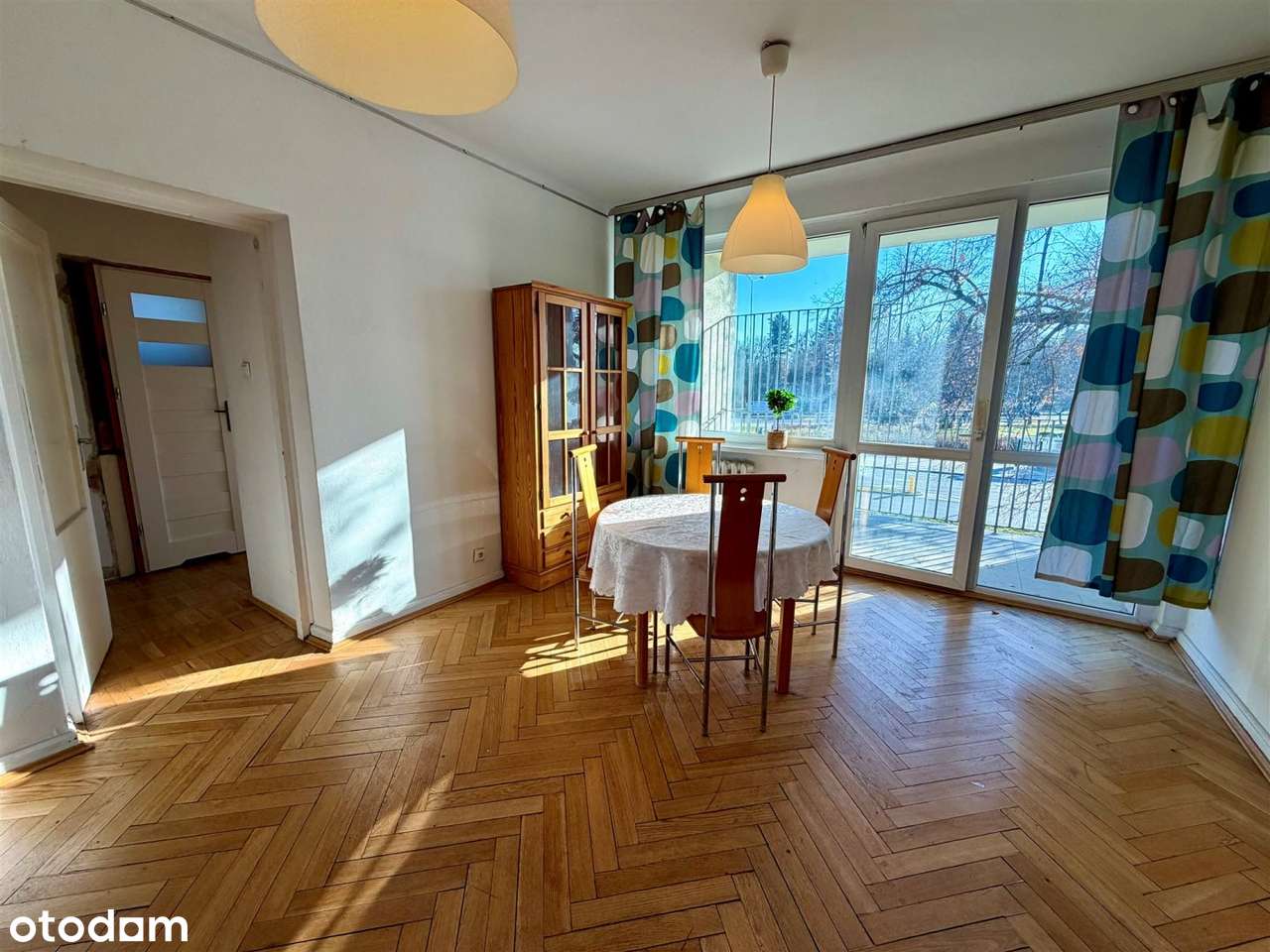 4 pokoje, osiedle Doły, do remontu, garaż-0