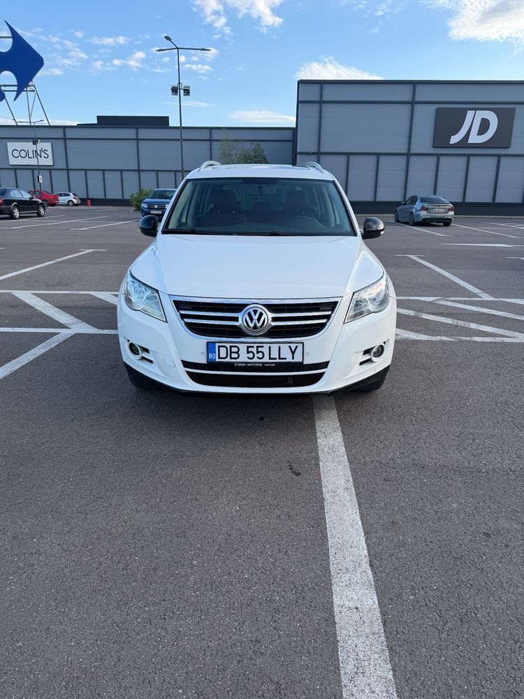 Volkswagen Tiguan 2.0 TDI 4Motion DSG Track & Field 2010