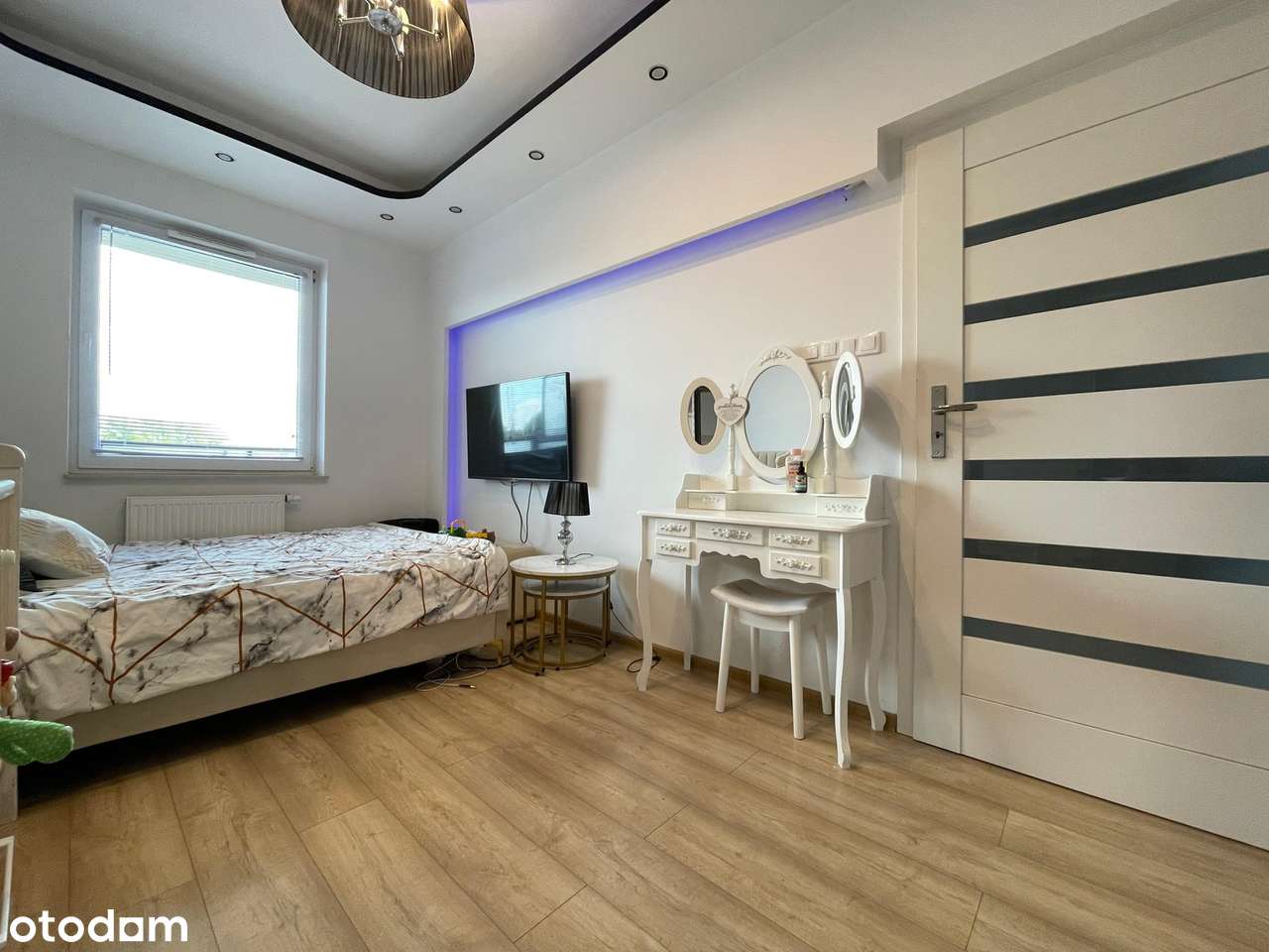 NOWA CENA! Mieszkanie 3 pokojowe w bloku z windą z miejscem postojowym-7