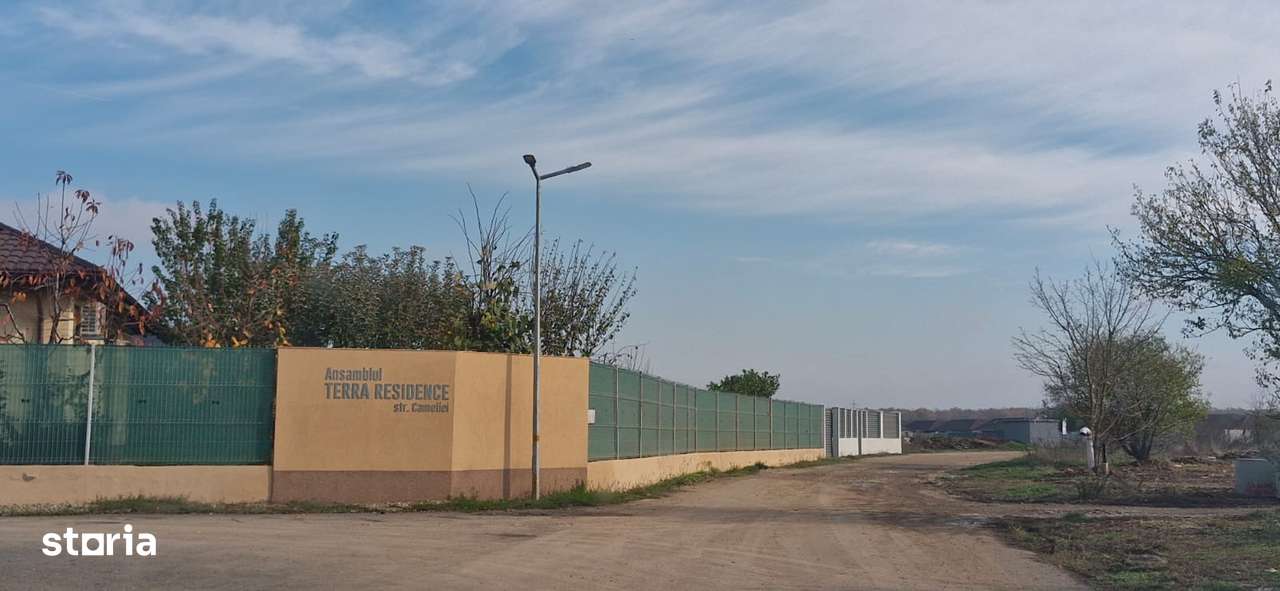 Vanzare teren Balotesti,intre case, 24000 euro-5