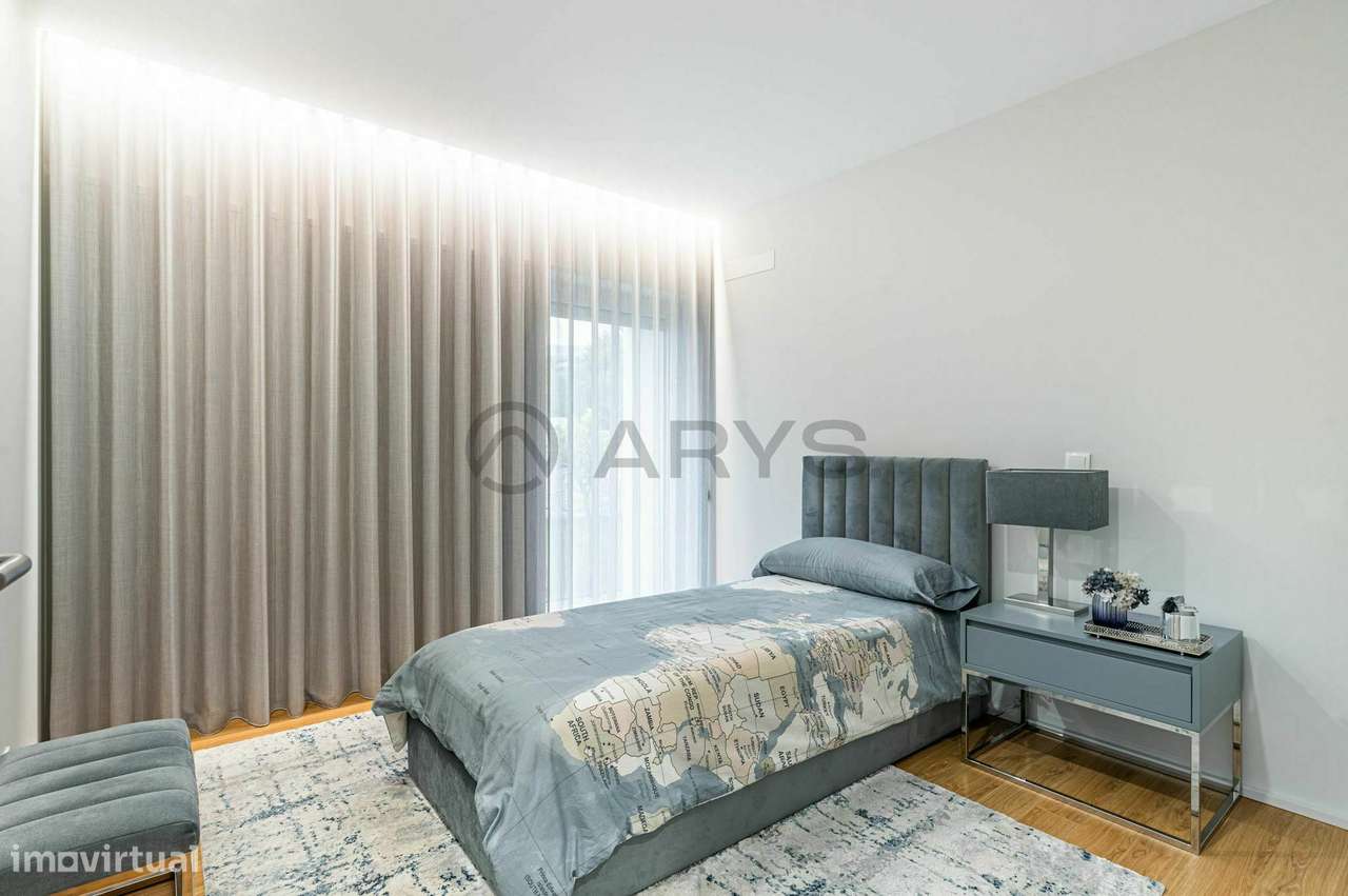 Moradia Isolada T4+1 em UDF de Este (São Pedro e São Mamede) - Grande imagem: 3/20