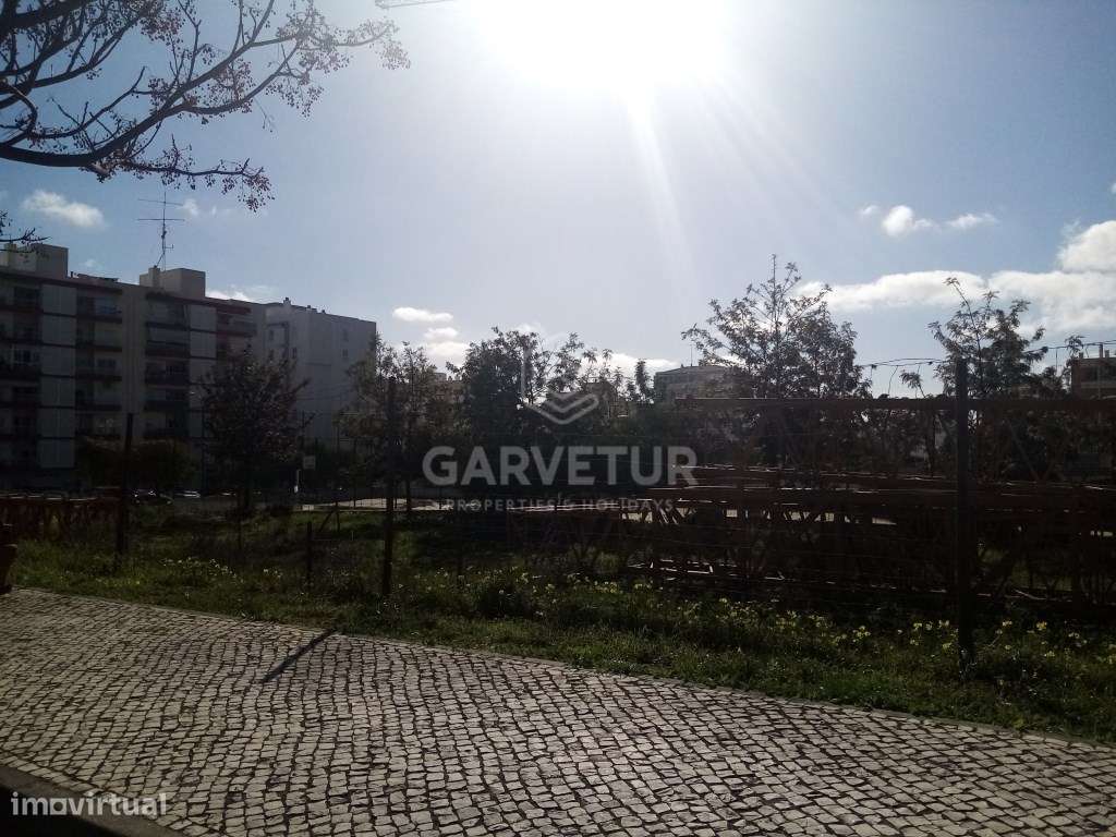 Terreno com viabilidade de construção em altura, Faro, Algarve - Grande imagem: 3/14