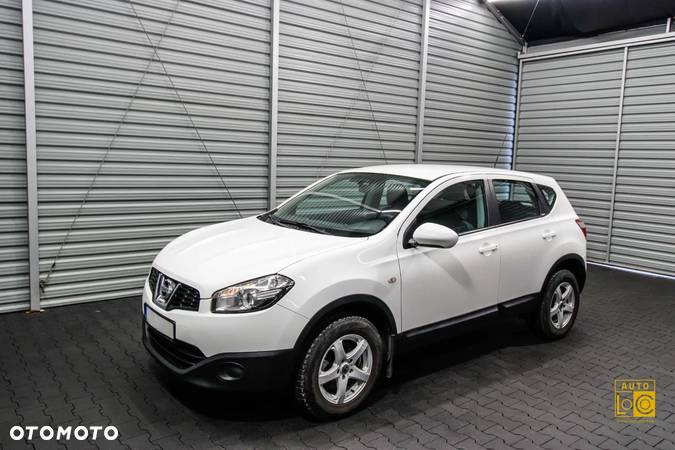 Nissan Qashqai 1.6 visia - 24