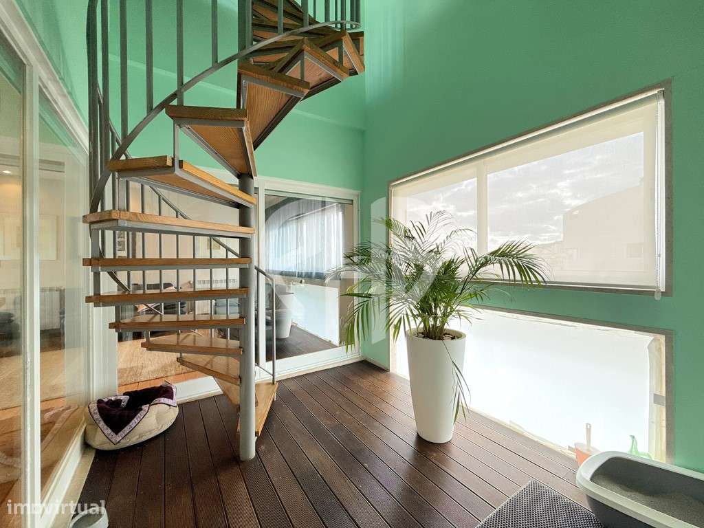 Apartamento T3+1 Duplex C/Terraço 250m2 // Condominio-47