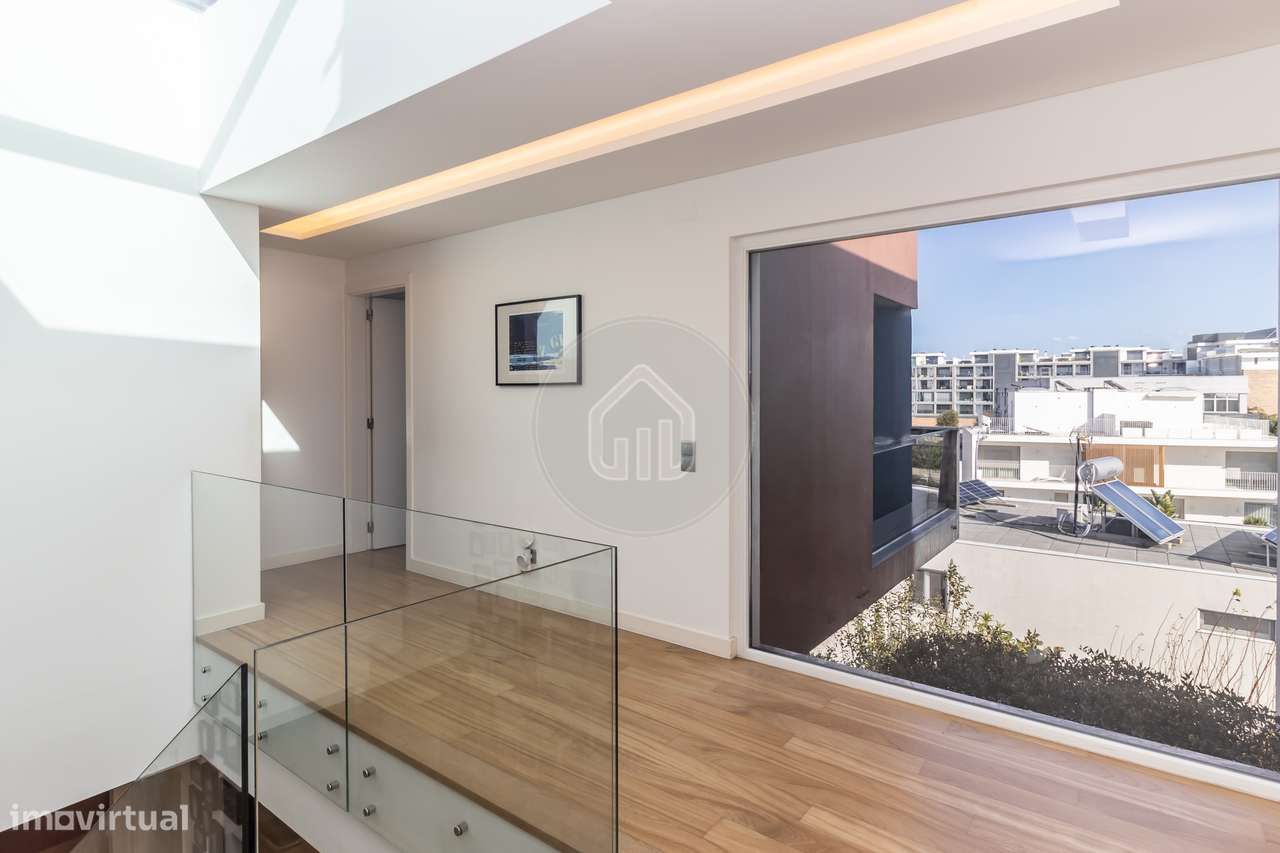 Moradia V5+1 | Piscina, vista mar e jardim | Porto Salvo, Oeiras-22