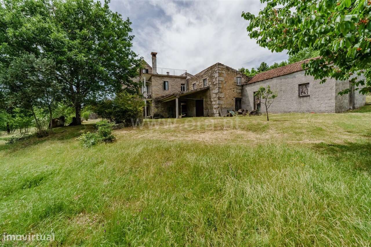 Quinta T4 / Seia, Folhadosa-9