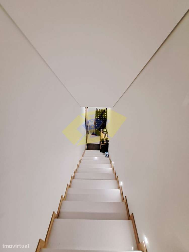 Moradia T3 em Felgueiras-21