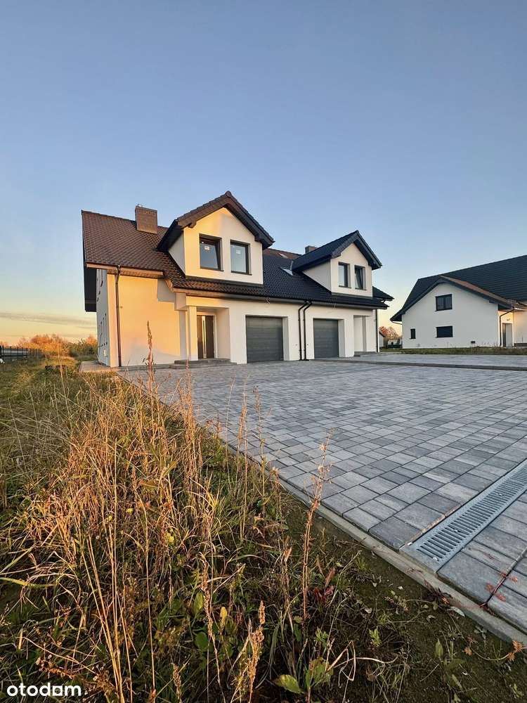 NOWY  dom z garażem - piękna lokalizacja - NOWOŚĆ tylko u Nas ! - Pełny obrazek: 4/9