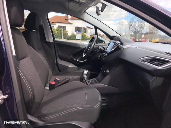 Peugeot 208 1.6 BlueHDi Style - 16