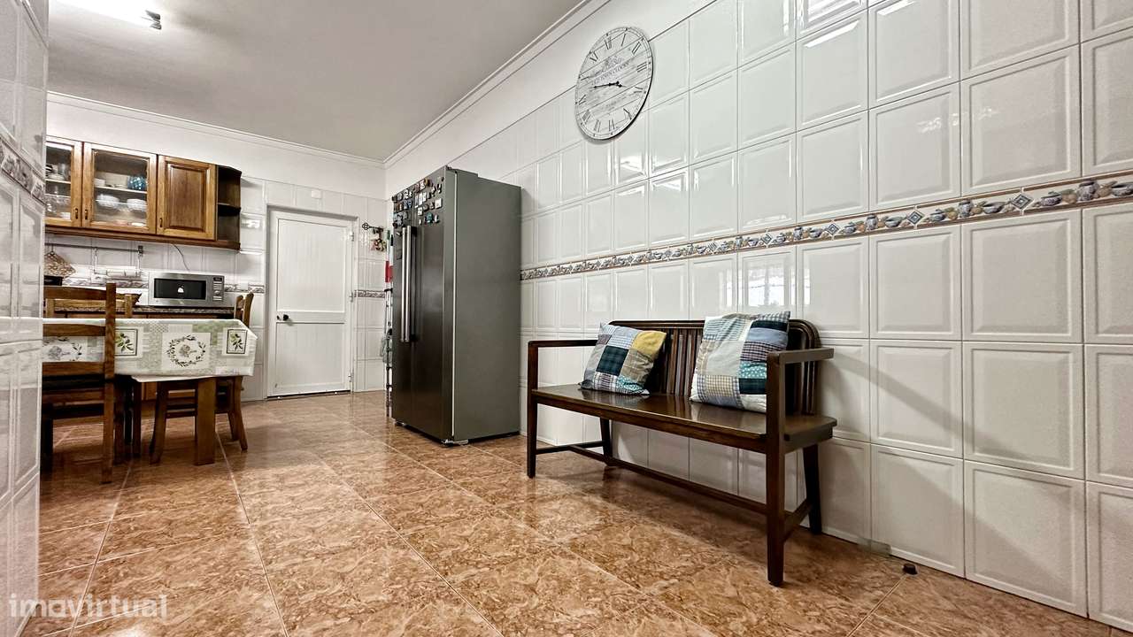 Moradia Geminada T4 – Quinta do Conde (Boa Água)-8