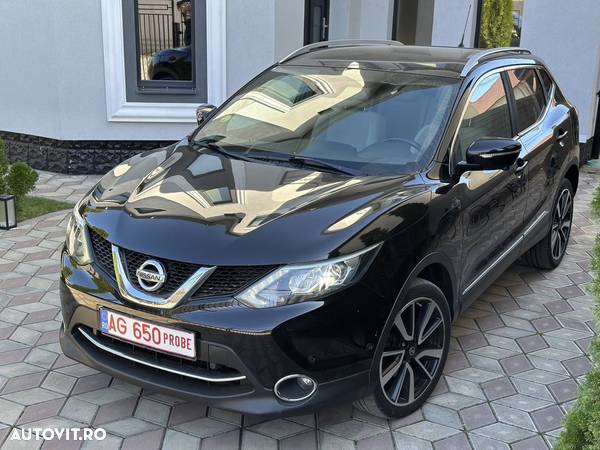 Nissan Qashqai 1.6 DCi ALL-MODE 4x4i PREMIER - 1